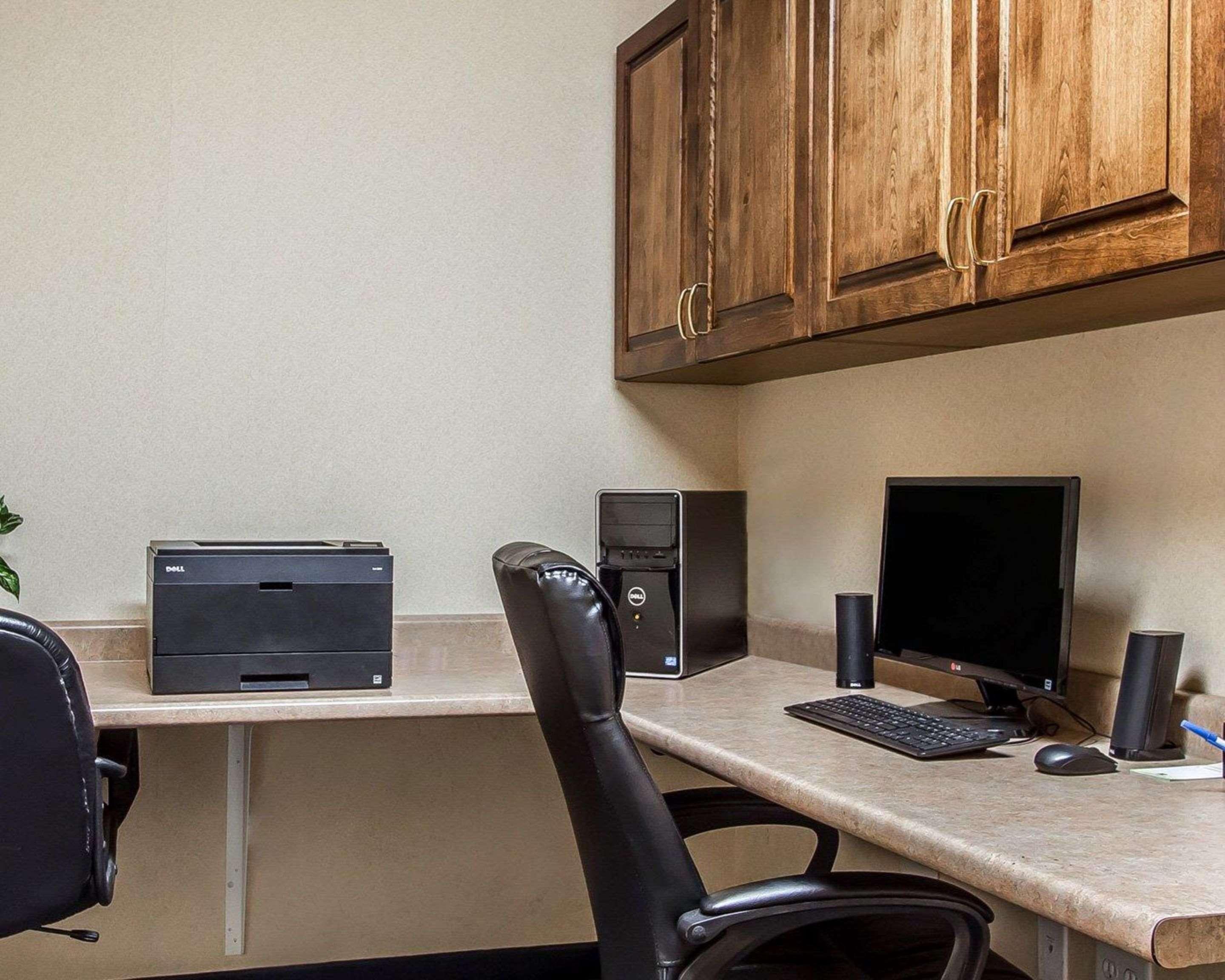 Quality Inn & Suites Fort Madison Near Hwy 61 Exteriér fotografie