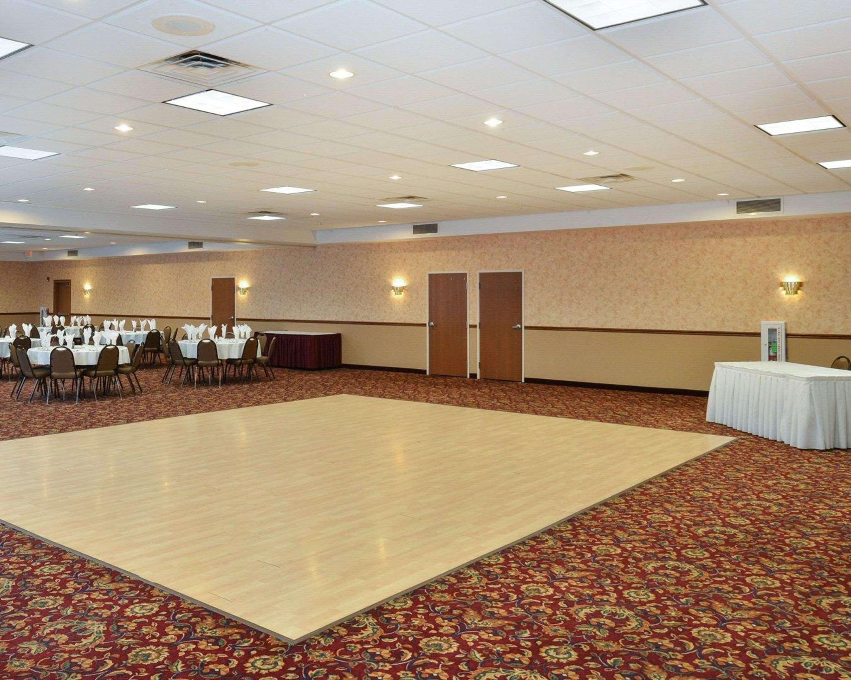 Quality Inn & Suites Fort Madison Near Hwy 61 Exteriér fotografie